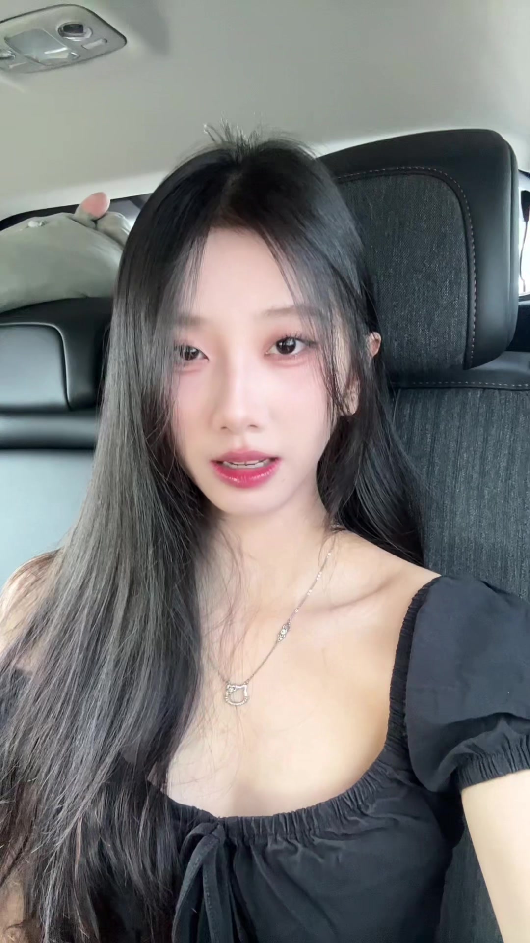 @Thi&ecirc;n Ng&acirc;n