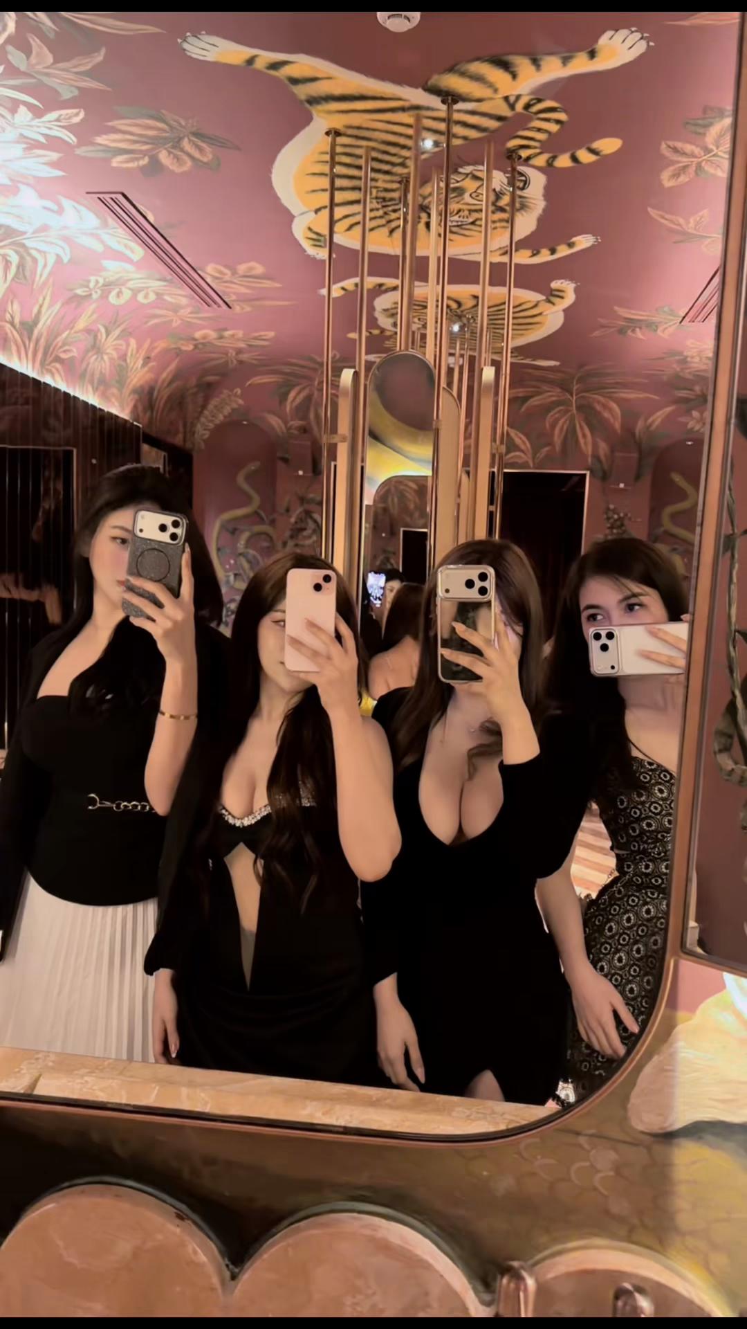 @Yawaqueen
