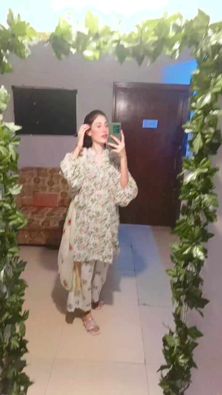 @𝐏𝐞𝐞𝐡𝐮 𝐛𝐡𝐚𝐭𝐭𝐢 ❤