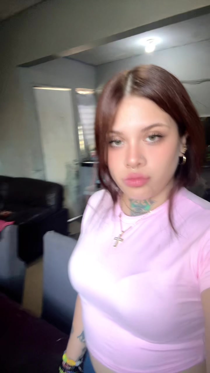 @_mitzy_
