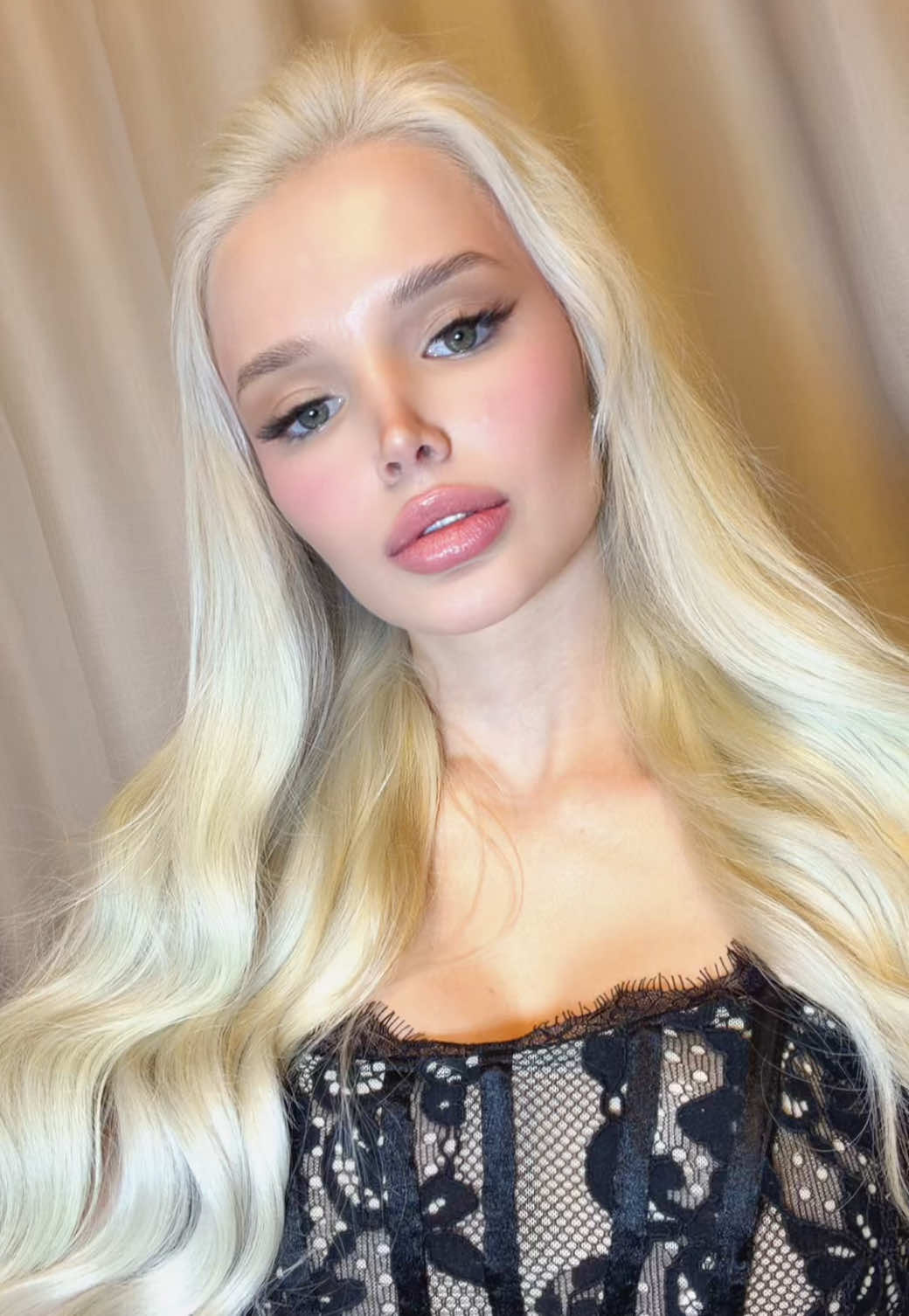 @Adelina 👸🏼🌟