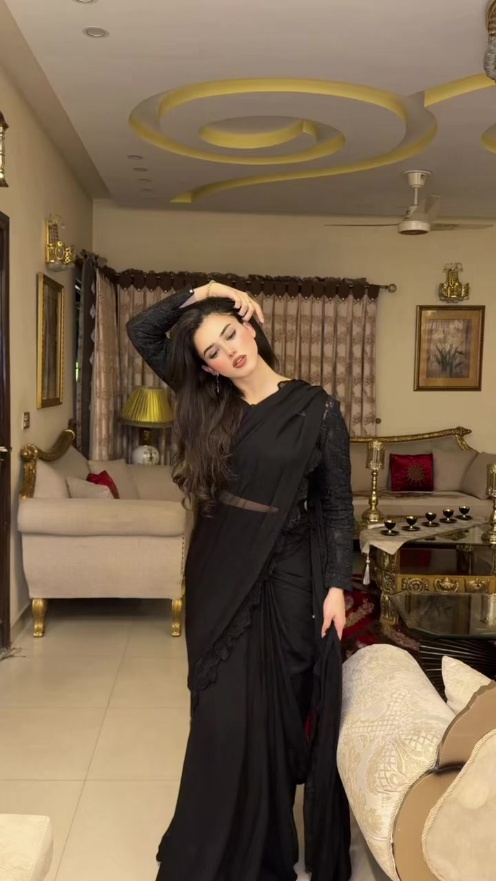 @Alina Amir