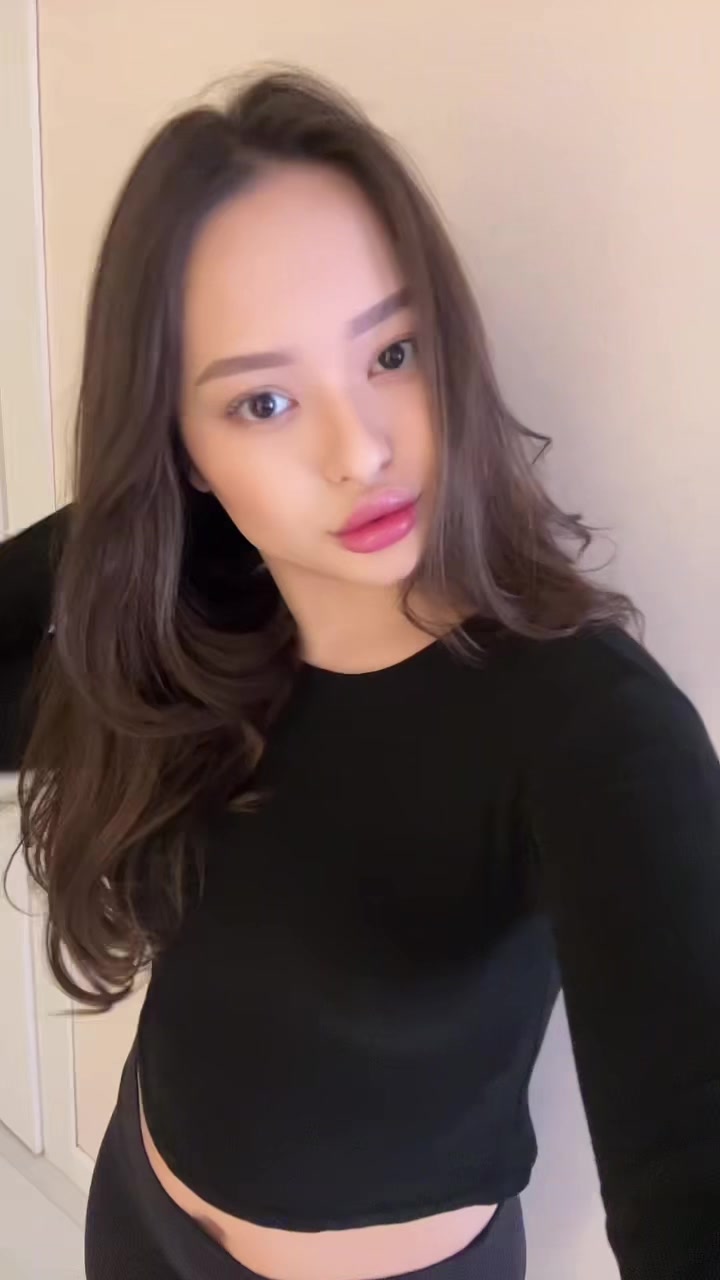 @shelovesei