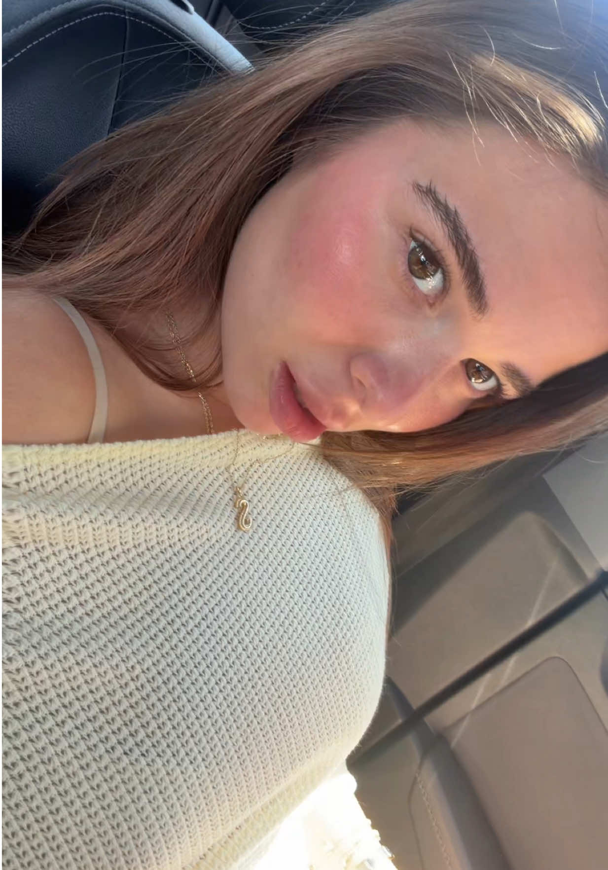 @Samyca_