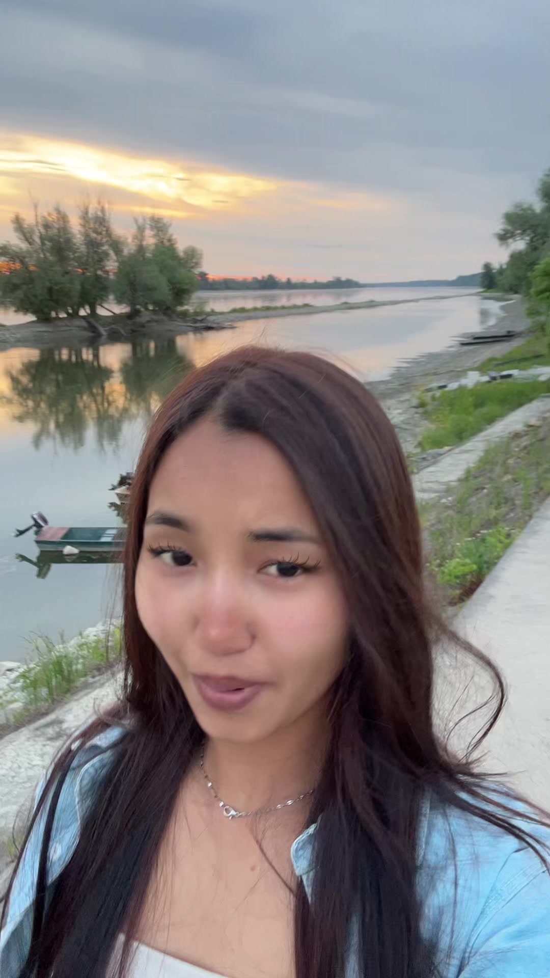 @Asmita pangdhak limbu🌙