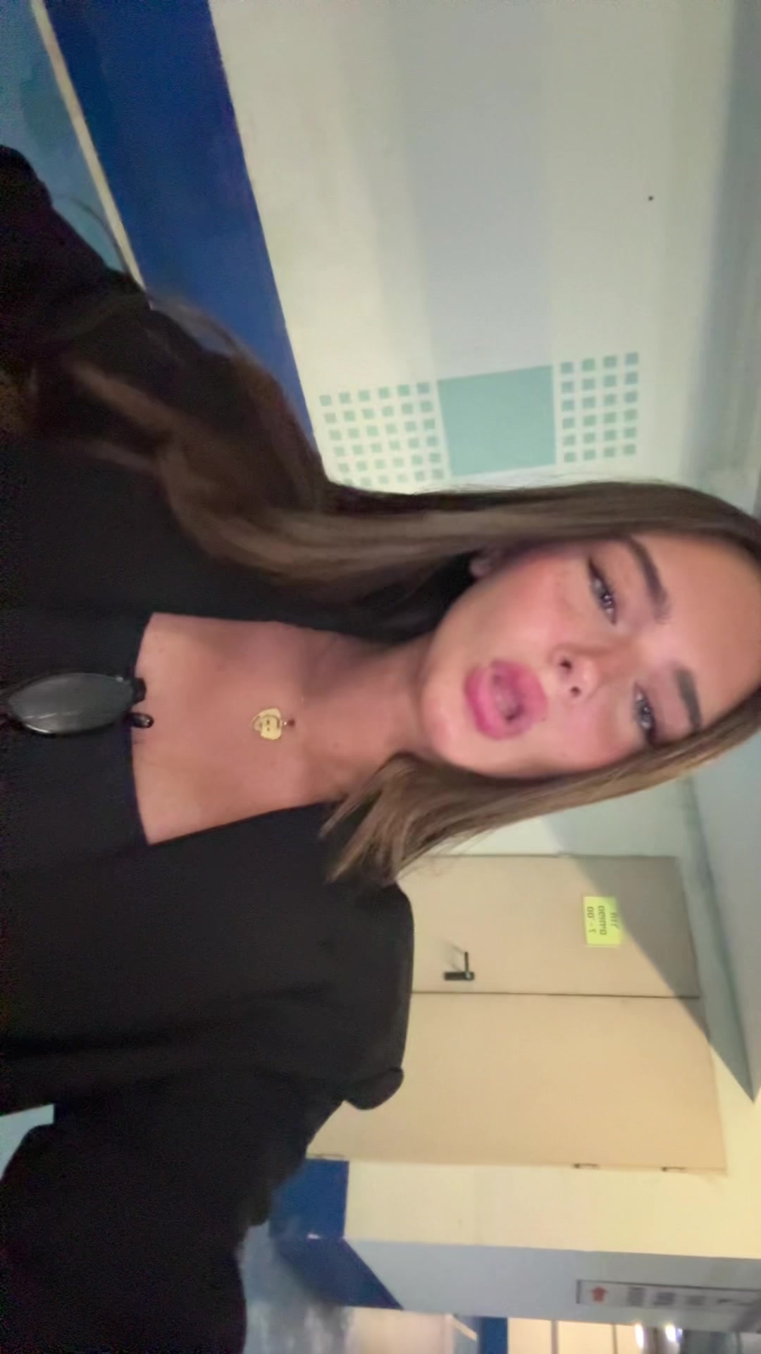 @Shani_oh241