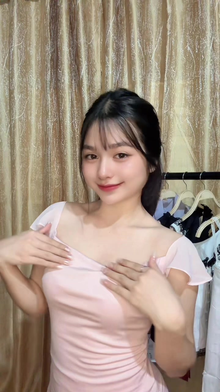 @Eaint ๐