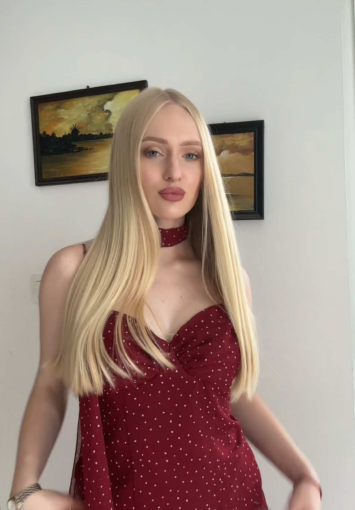 @babeblondee