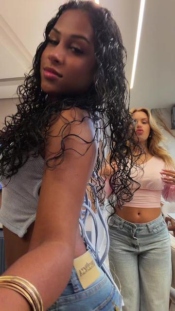 @Julia Sousa