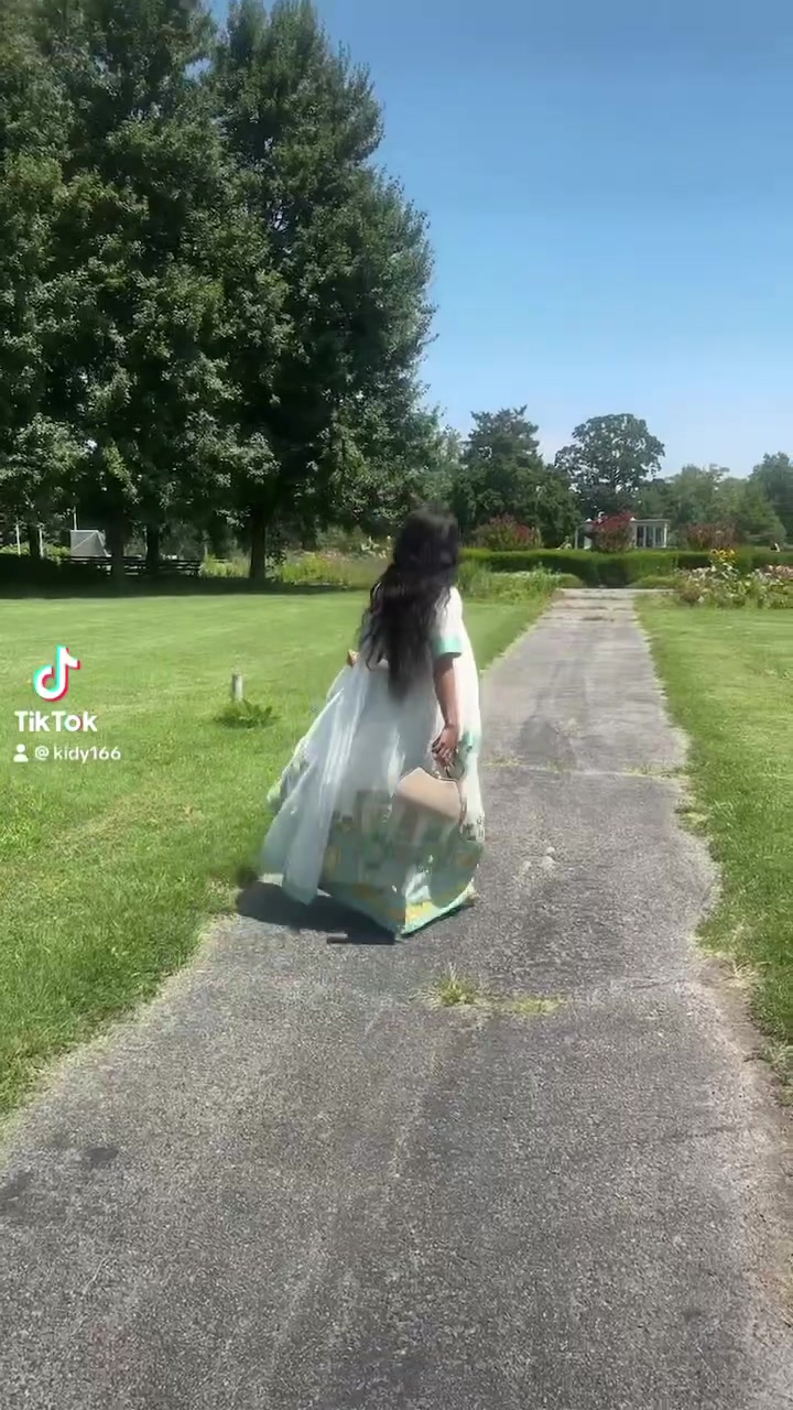 @Eyerus 🦋