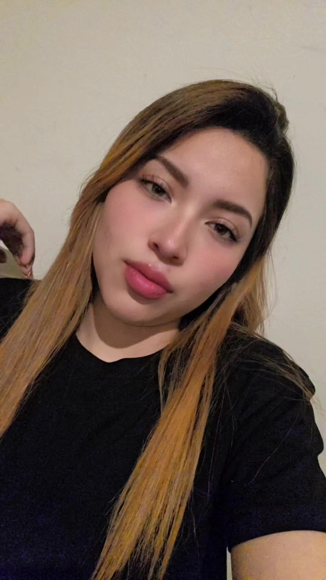 @Gaby Villatoro🪐✨️