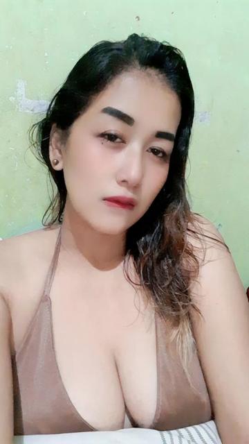 @dewi li xiu💦