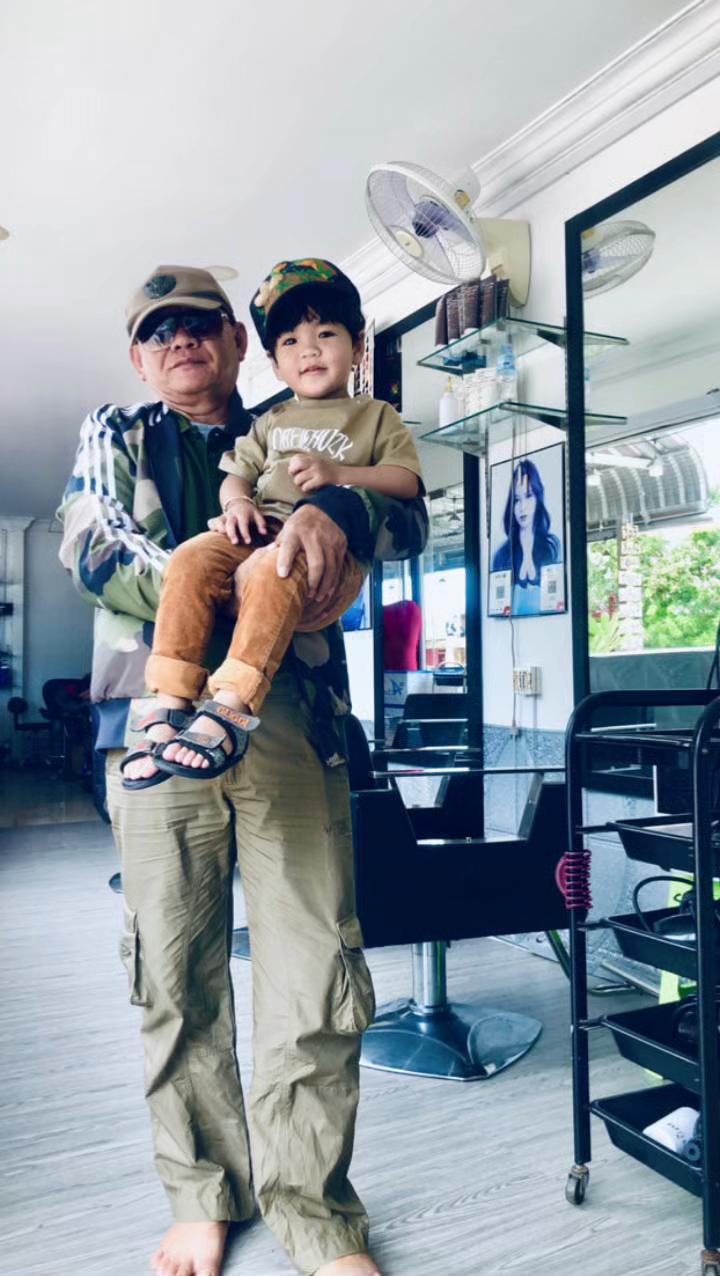 @ឥន្ទ្រីសលំហរវេហារ