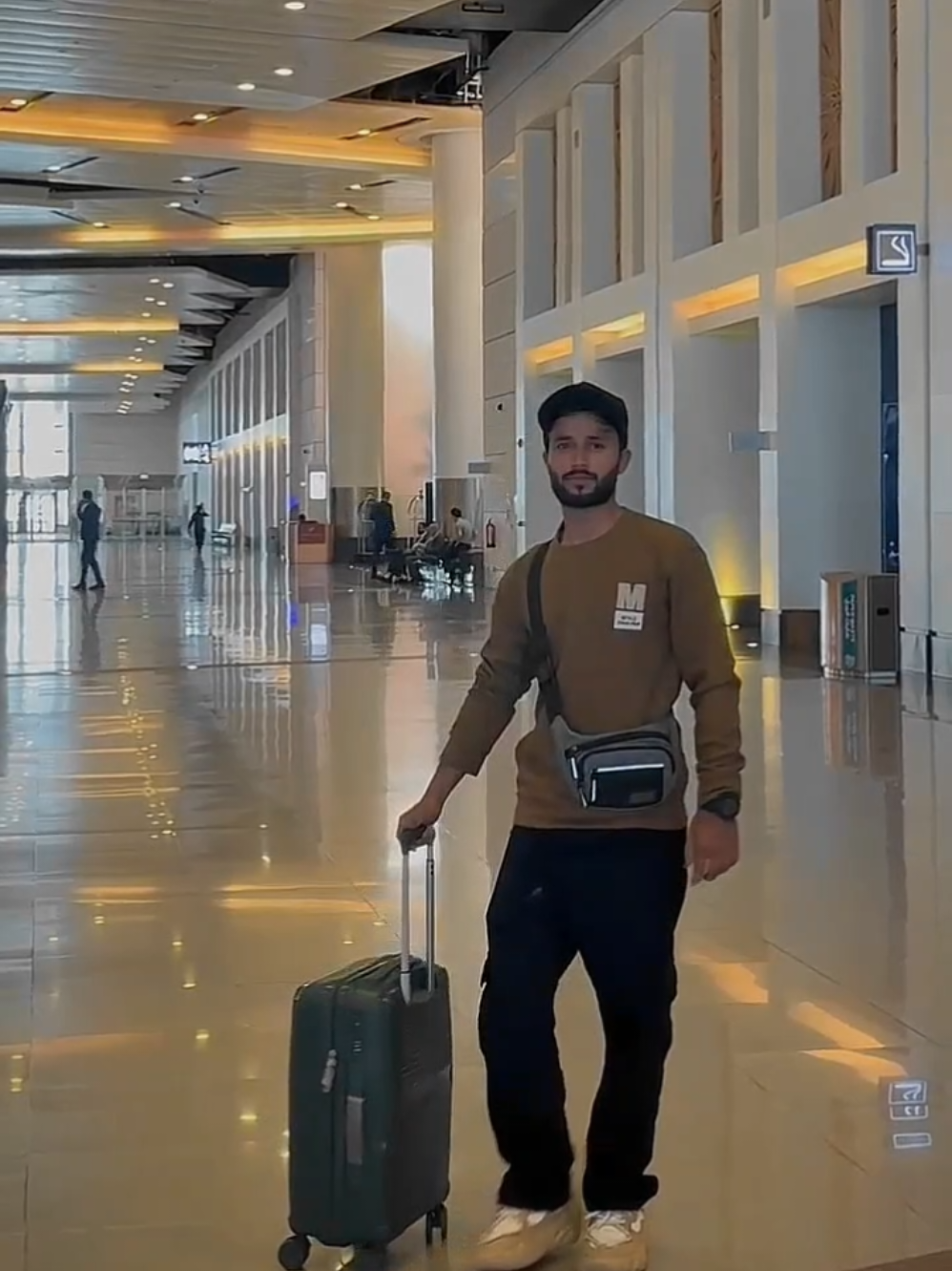 @𝐁.𝐀.𝐊.𝐀.𝐑🇴🇲