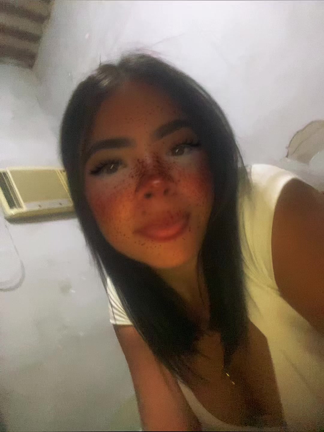 @J&Uacute;LIA
