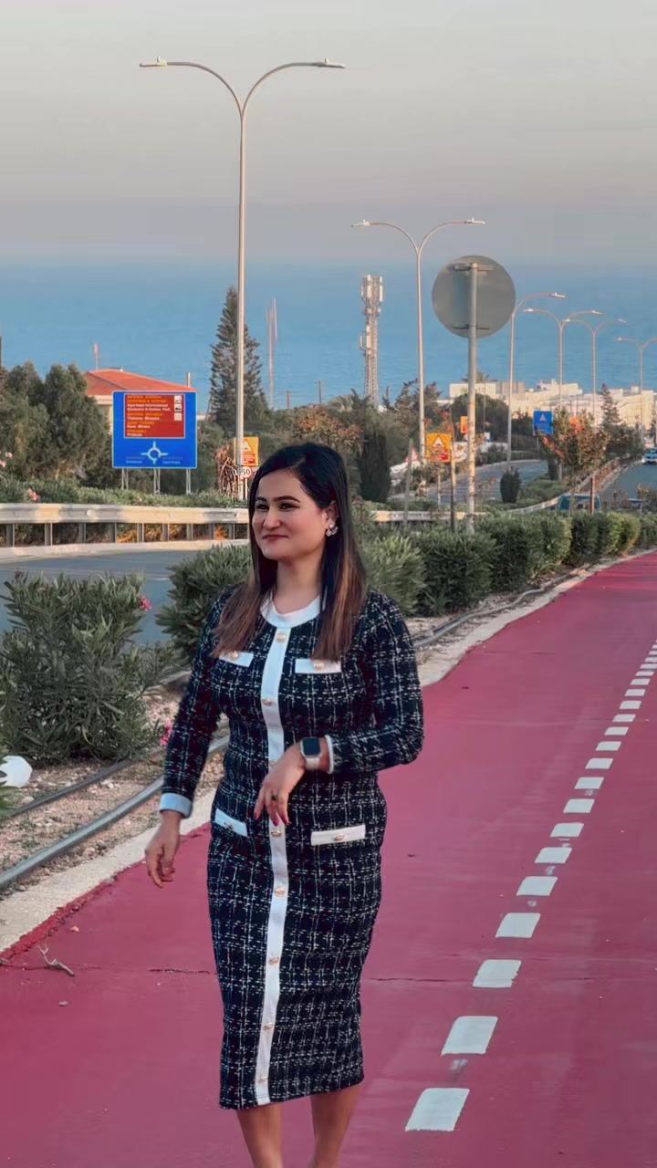 @simran👩🏻🦰