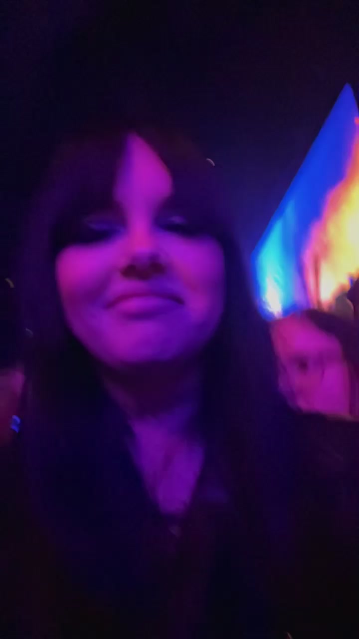 @AshleyRose91