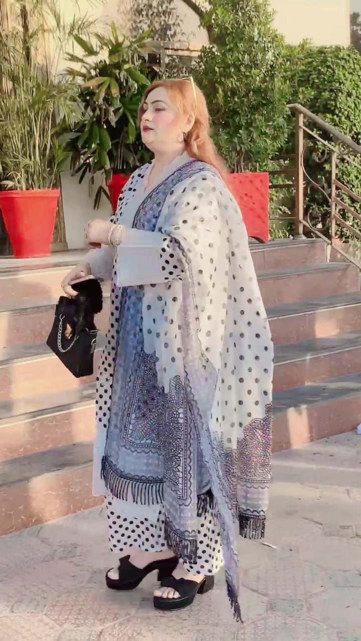 @♥️Kiran Khan♥️🫰