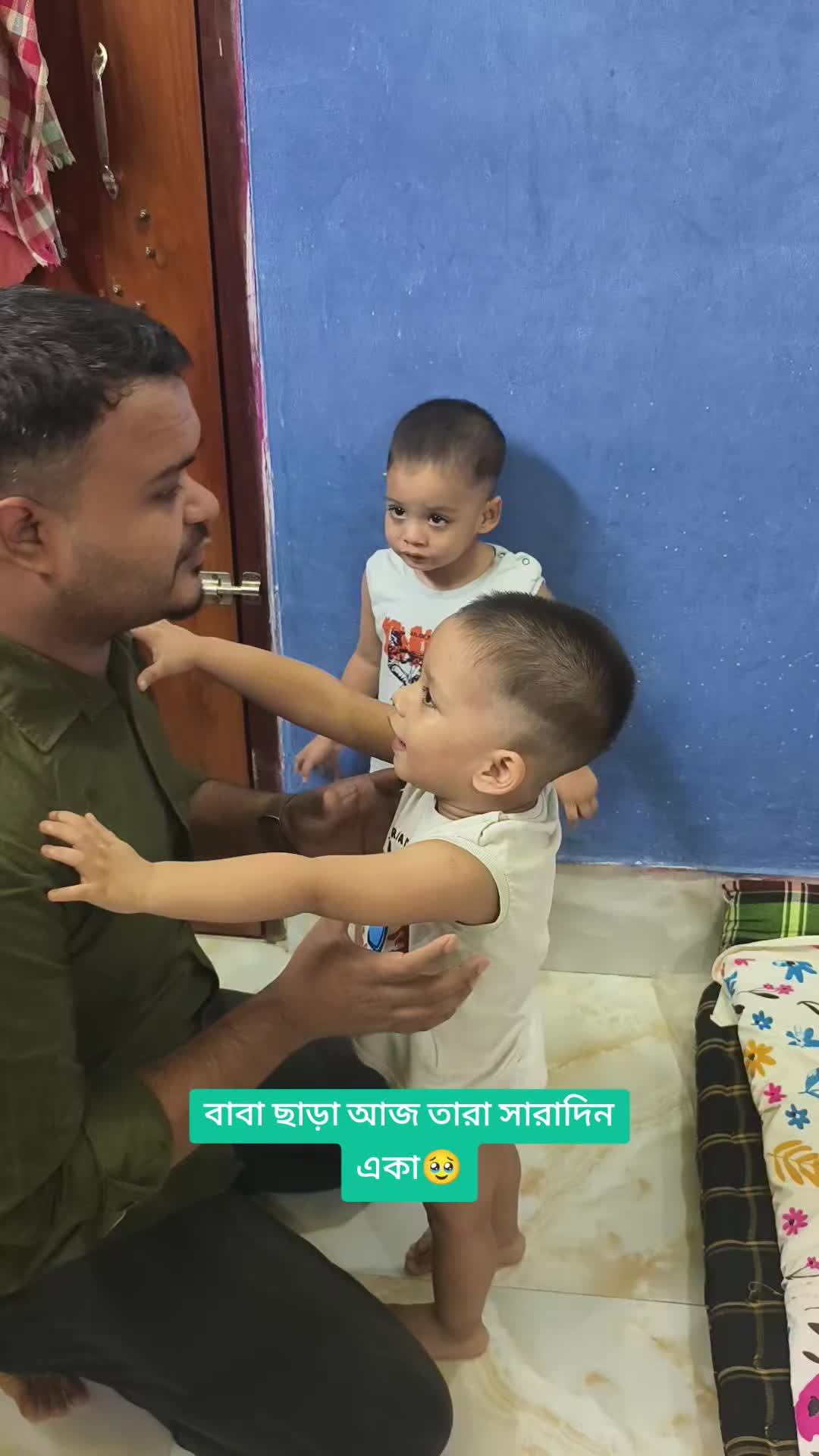 @Triplet cute Family