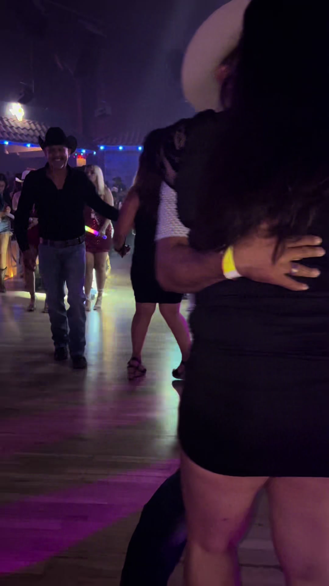 @Bailes Con Victoria
