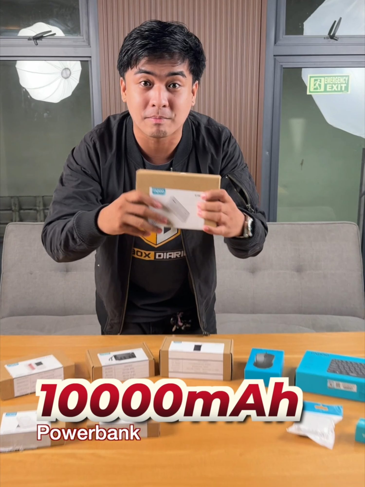 @Unbox Diaries