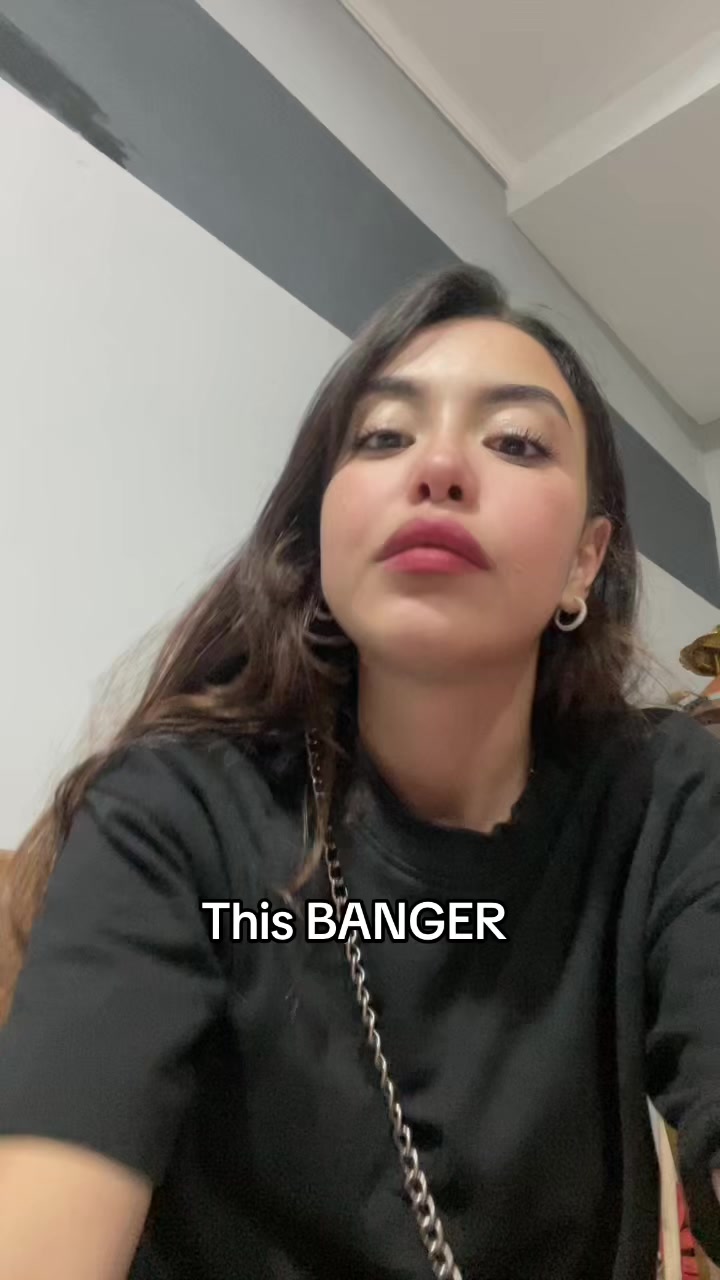 @Sofia