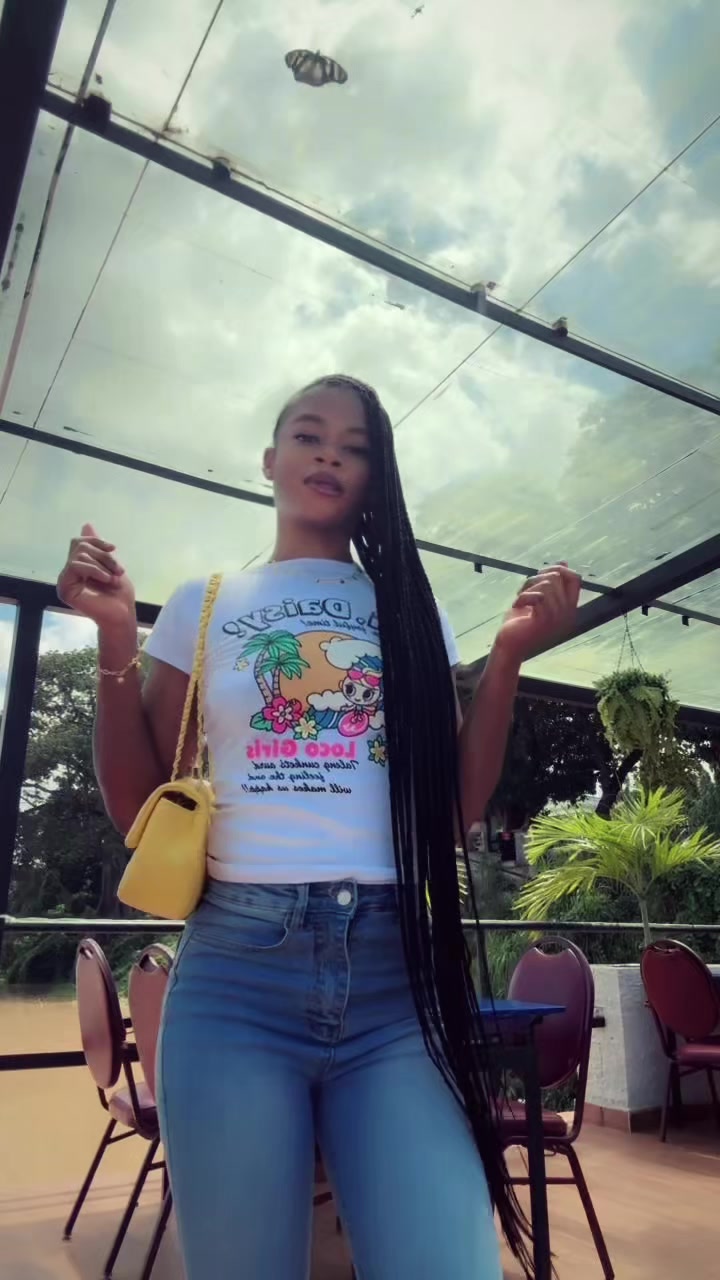@🌸ELLA🌸