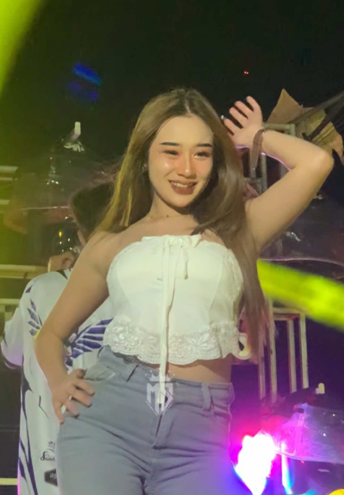 @menolak sambat ⚡