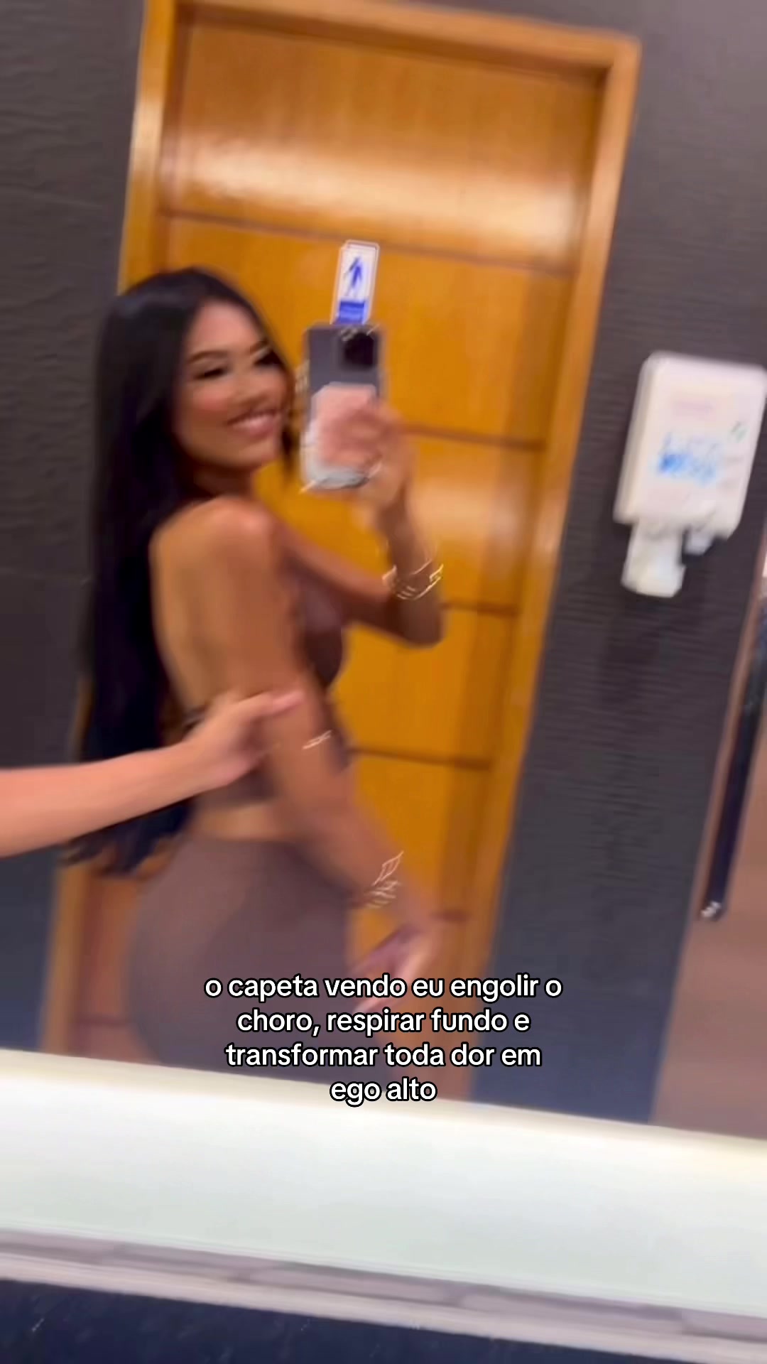 @camila