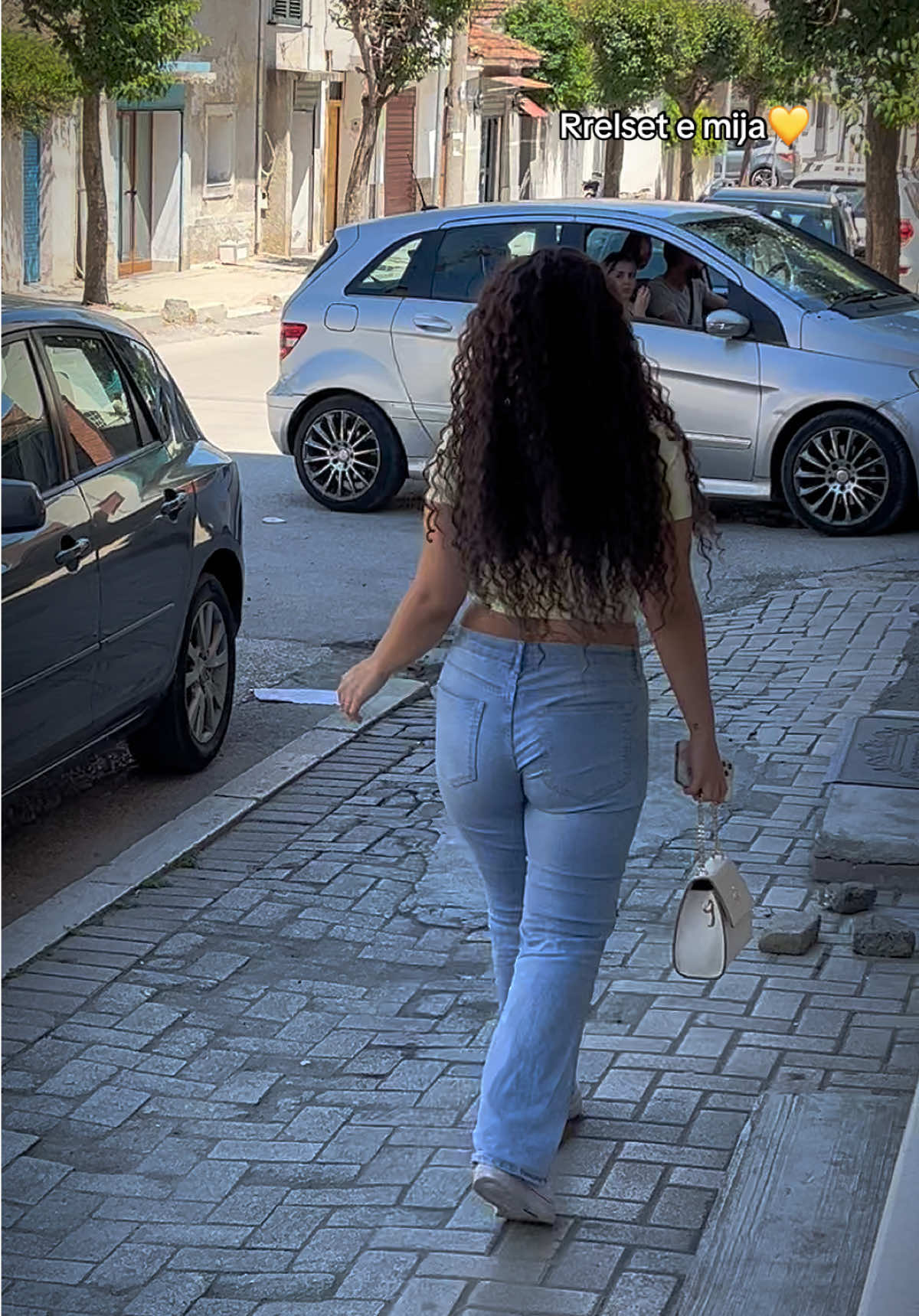 @xhenis_estetik