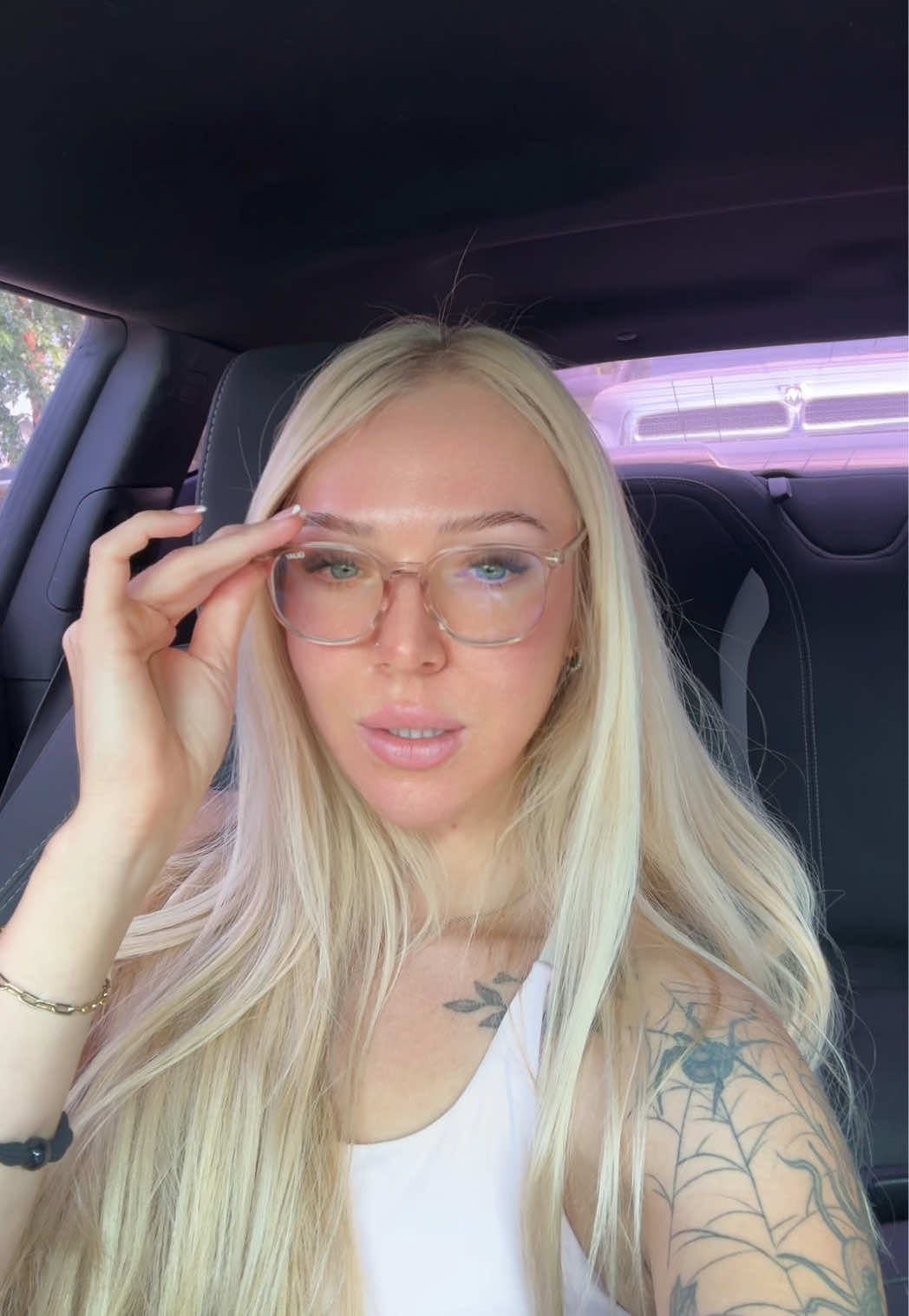 @Nickey_Davis