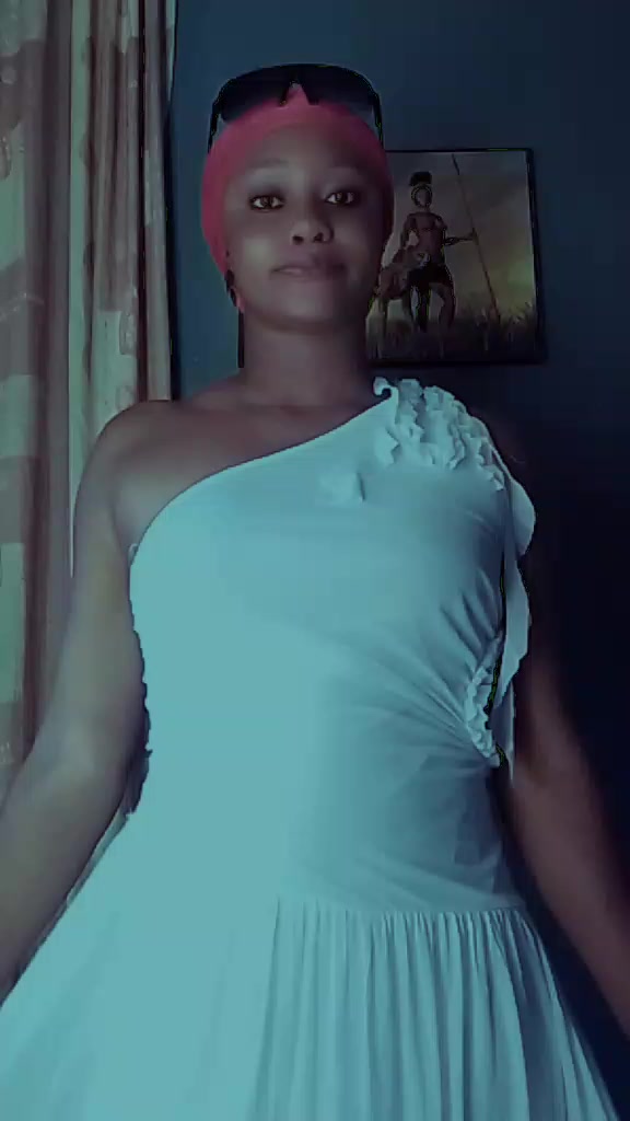 @Mrs❤..mganda