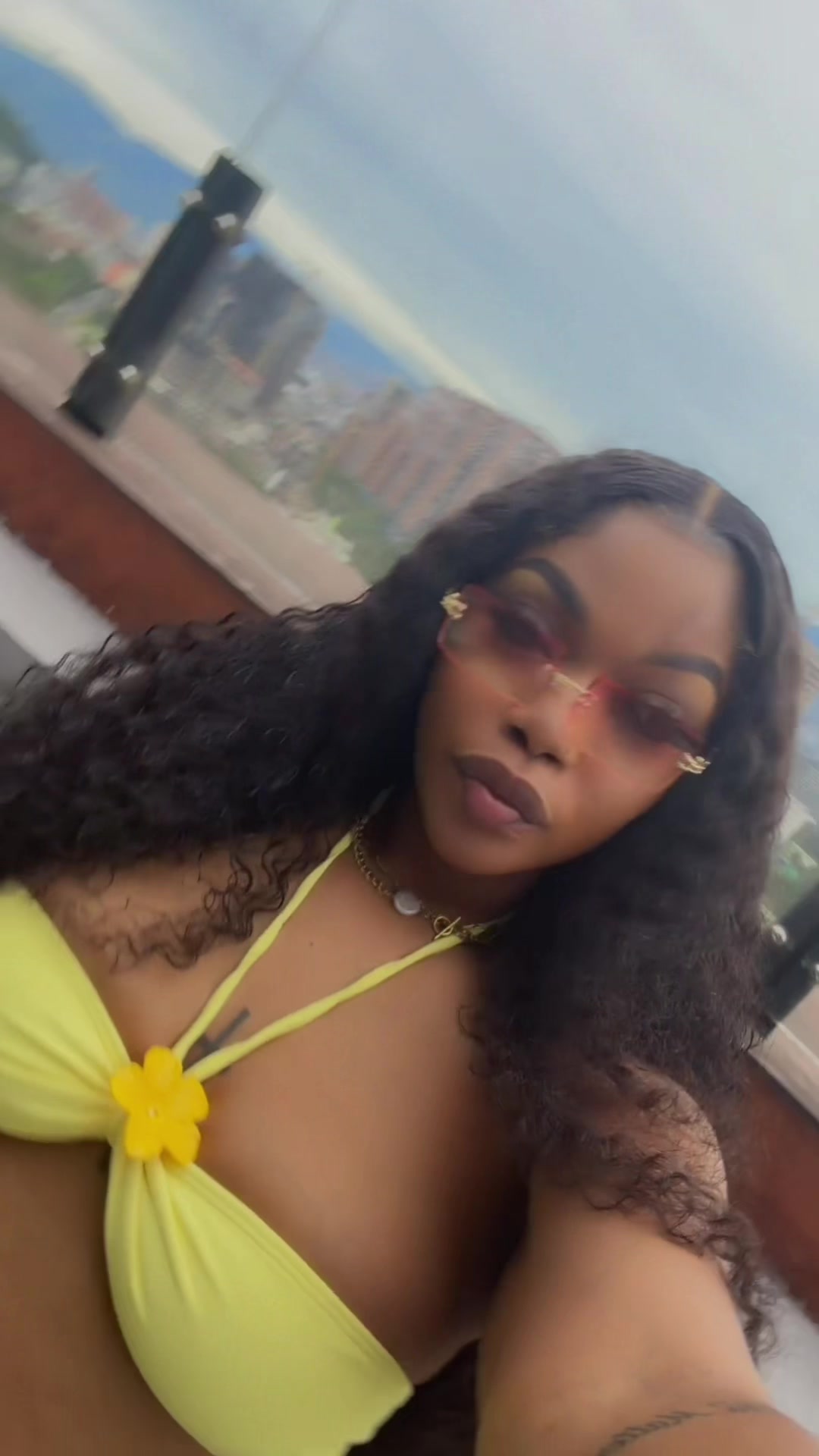 @1Bria
