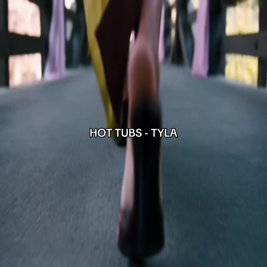 @￴￴
