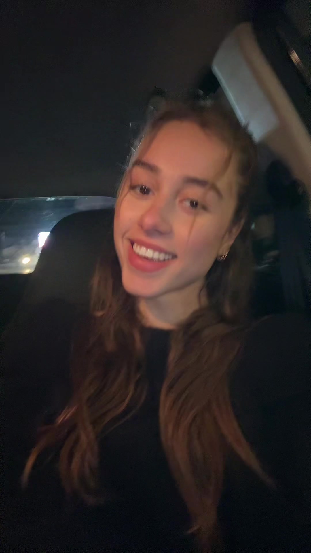 @leaamalaeb