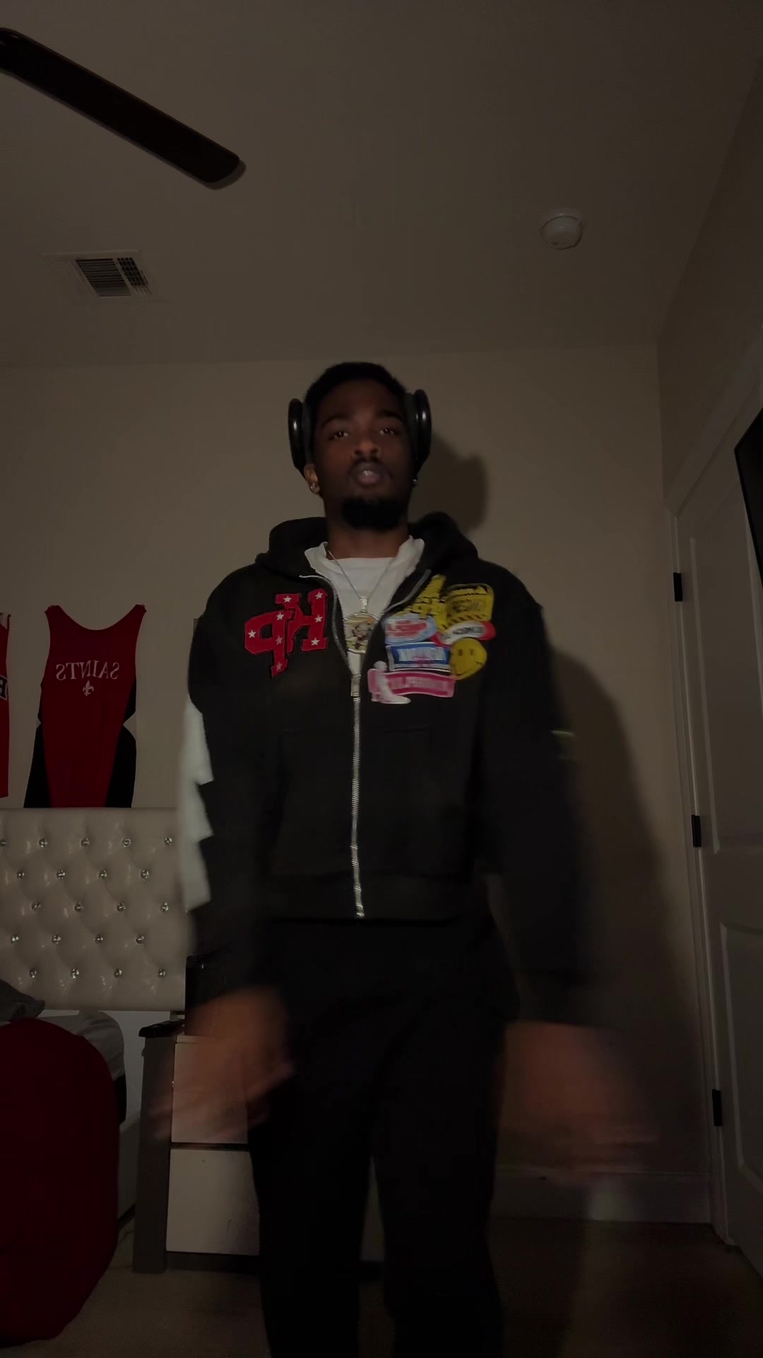 @Yt: whoscorbetv