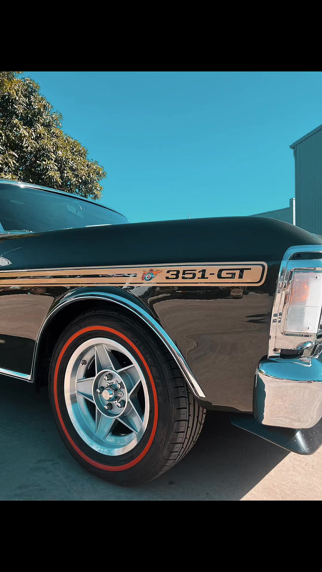 @Offical Laidoutwhitewalls Page