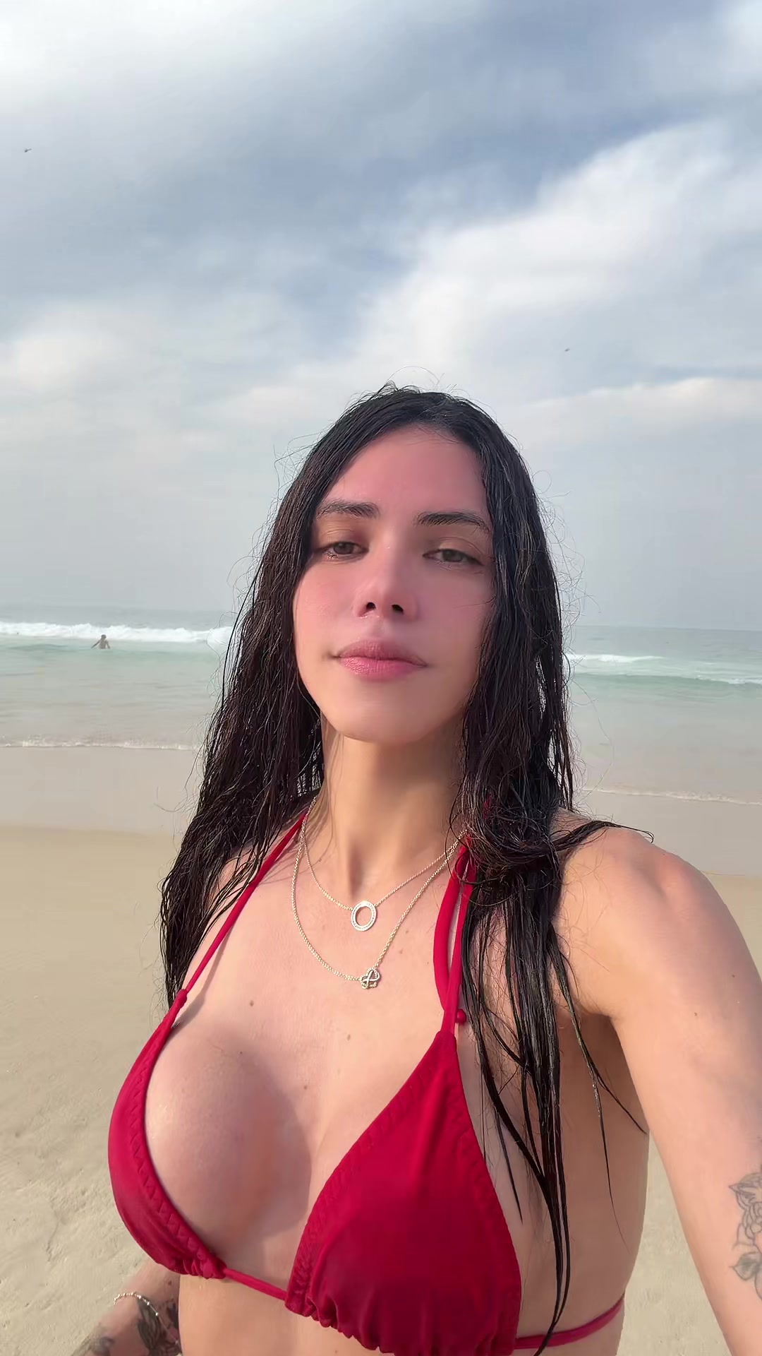 @isisrangel