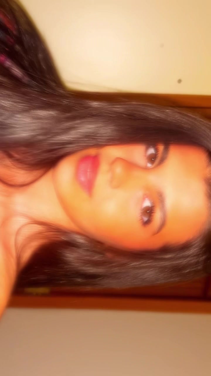 @Gabriela