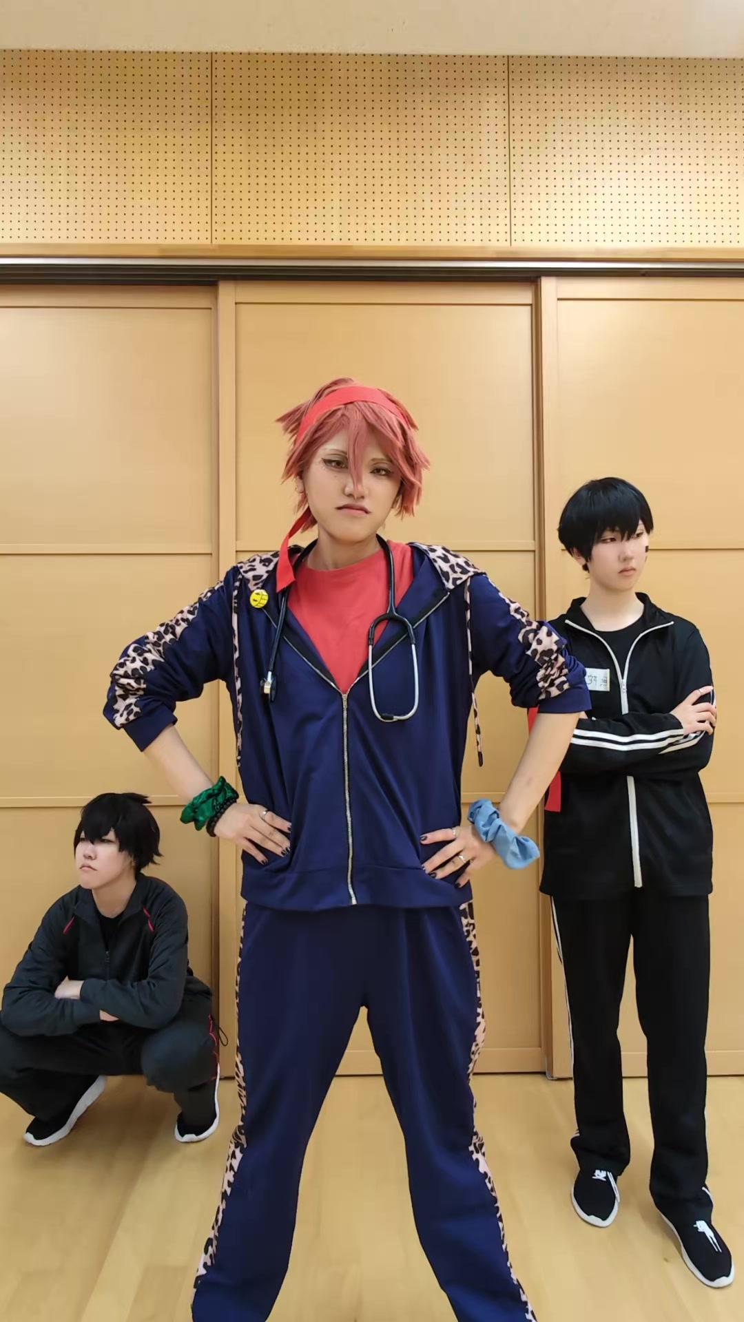 @色巴