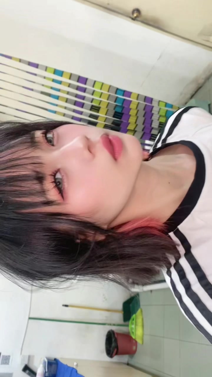 @Emi 🐇