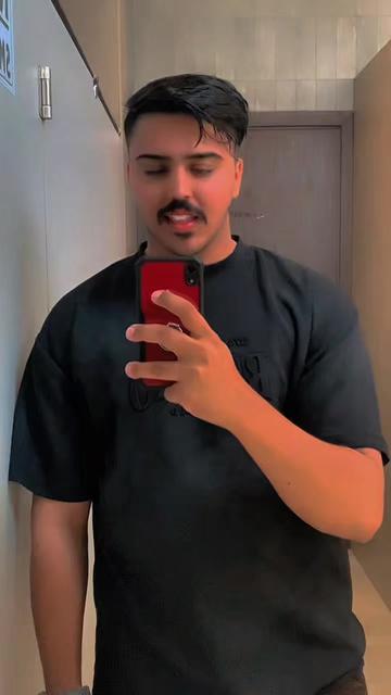 @𝕄𝕣_ℱᎯмι_☠ꨄ