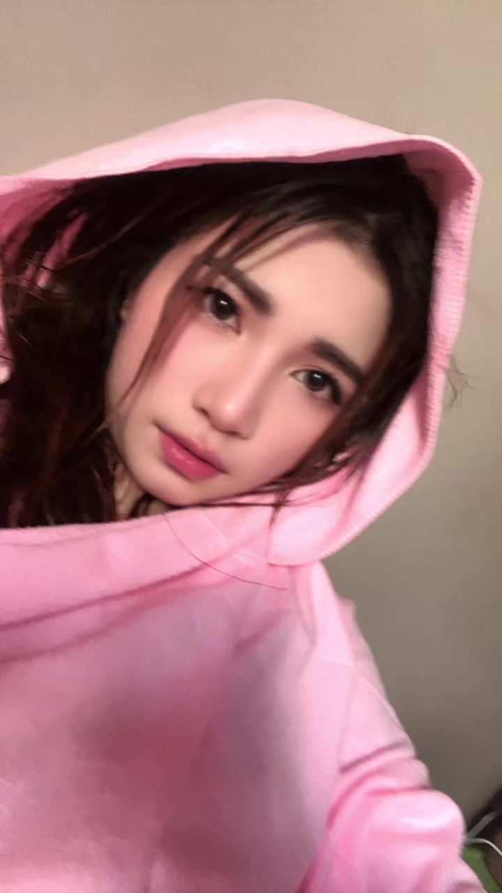@Strawberryyy🍓