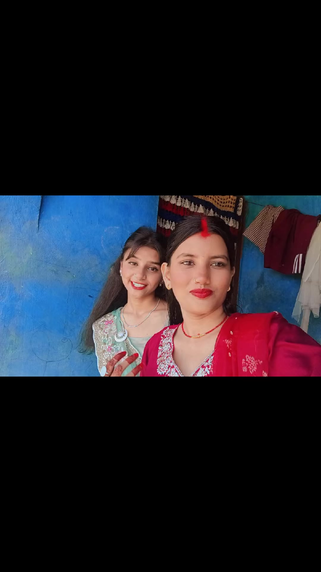 @👑suraksha 👑