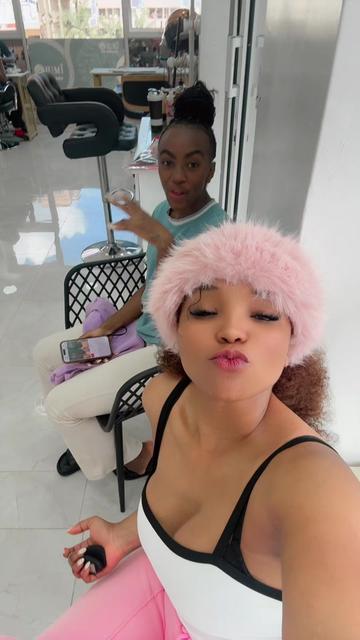 @Phybyola- Twintribeke