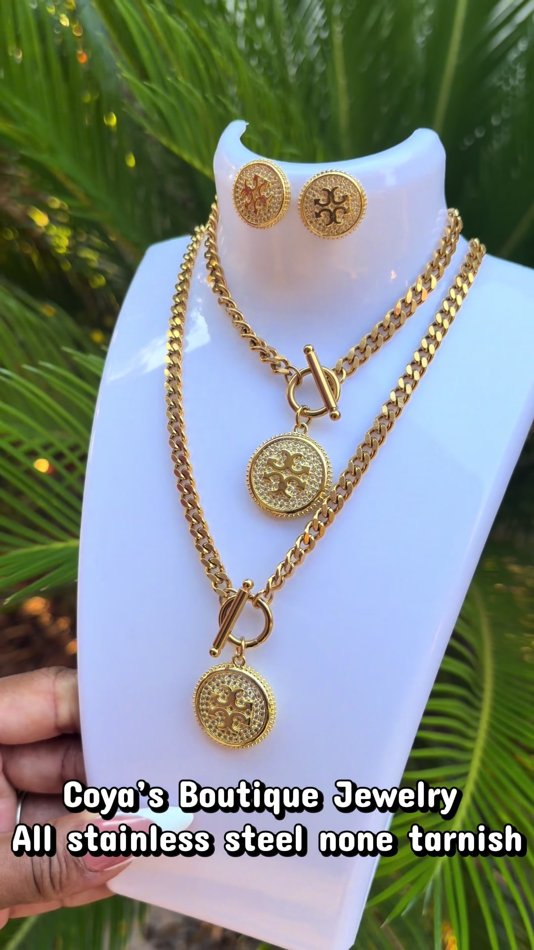 @Coyasboutique