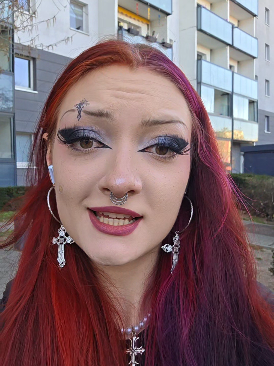 @Zophie