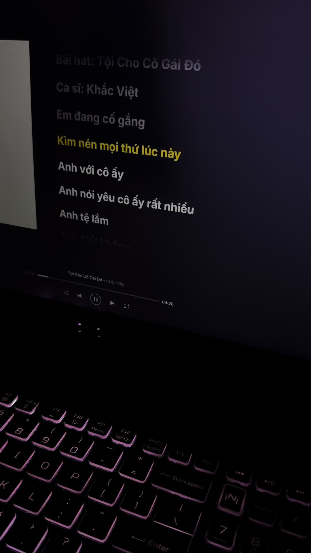 @CHẠM V&Agrave;O TIM