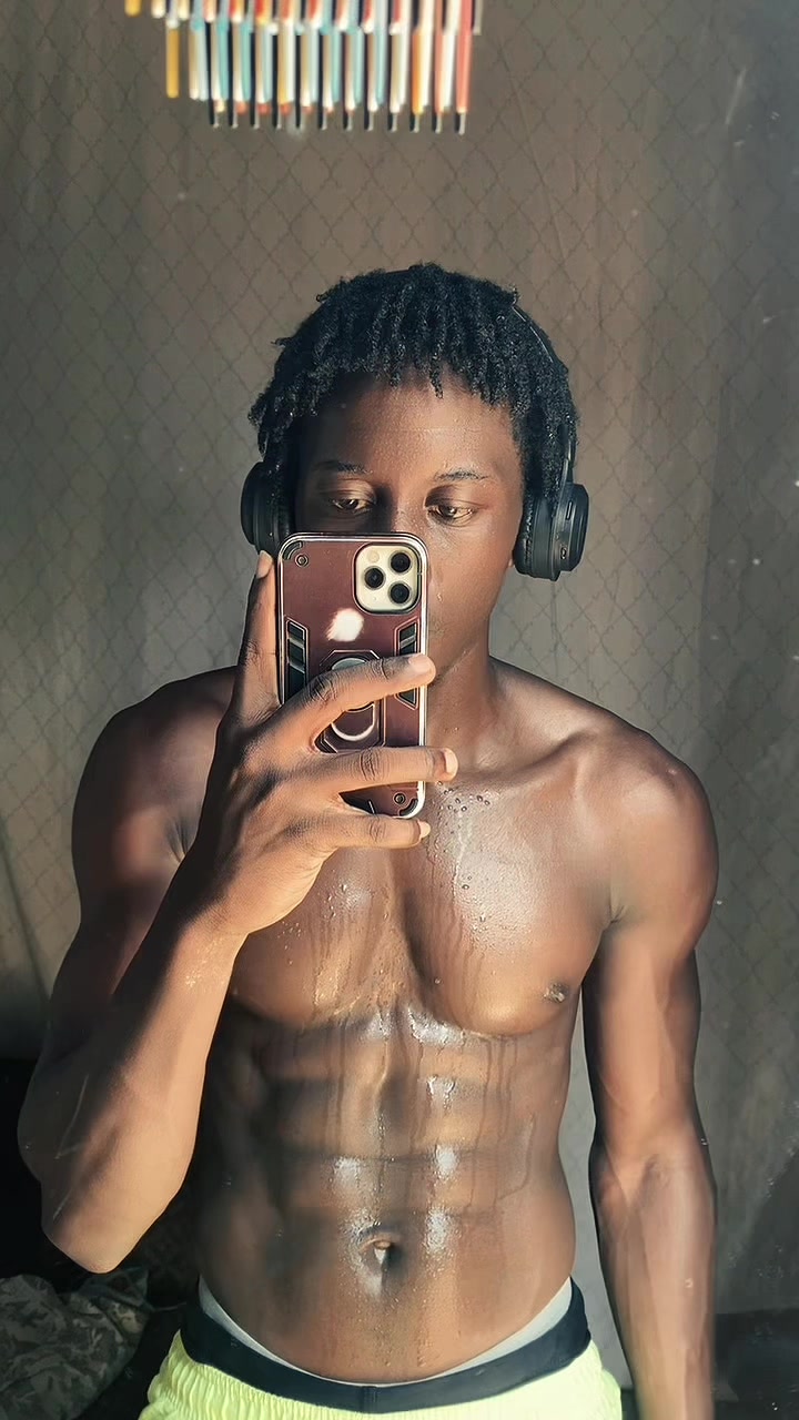 @homme.noir1