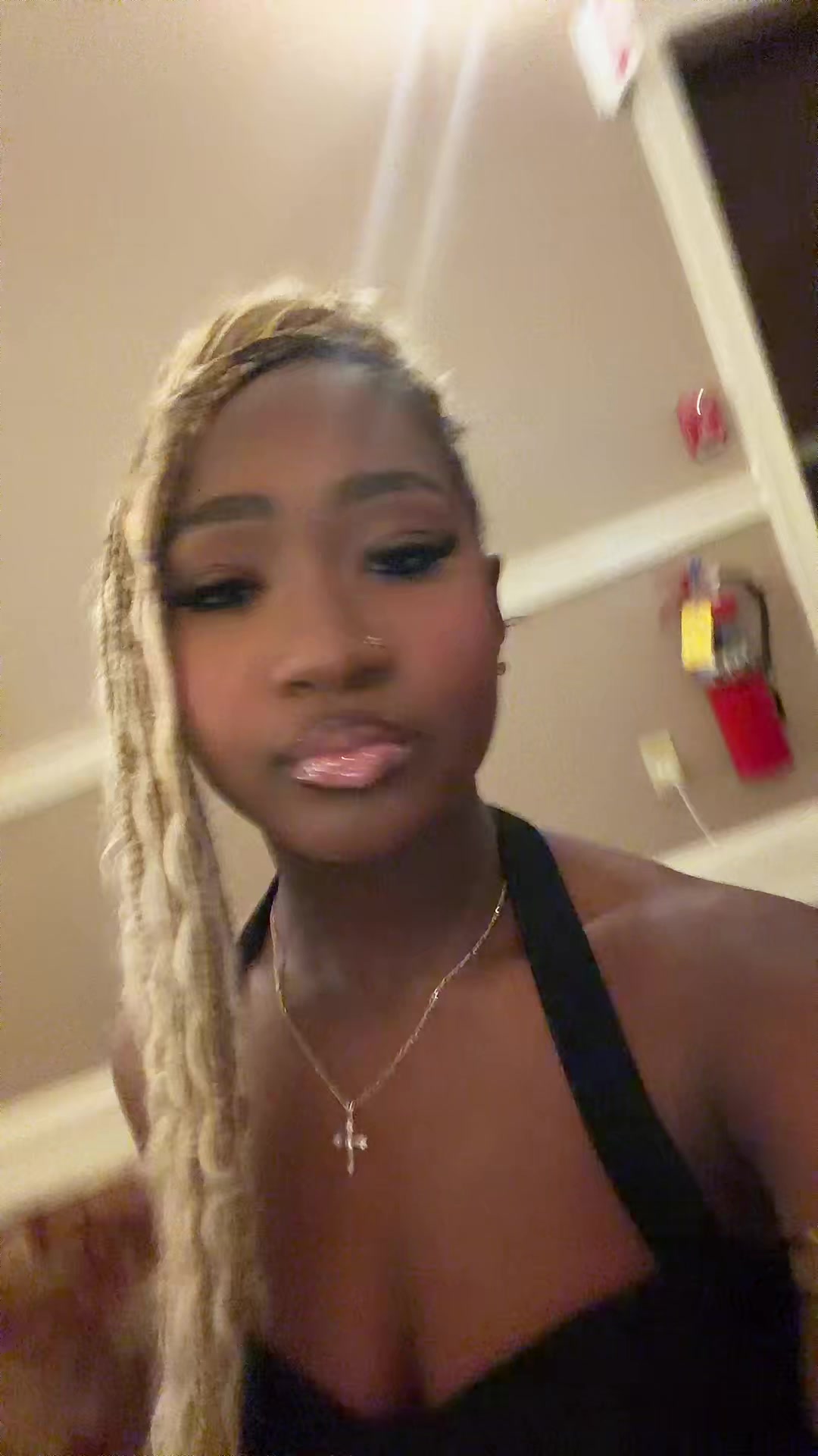 @Queenariiiberryyy🍓